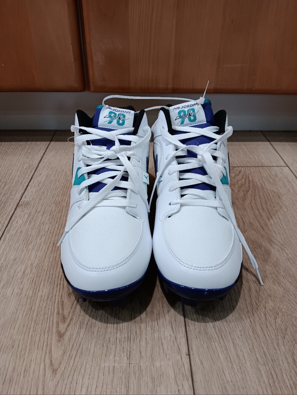 Joedan Stadium 90 Low Athletic Cleats (Baseball,football)